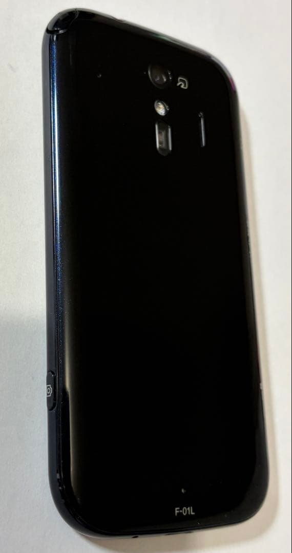 F-01L らくらくスマートフォン 本体 黒 美品