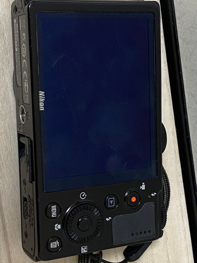 ニコン COOLPIX P300 コンパクトデジタルカメラ//