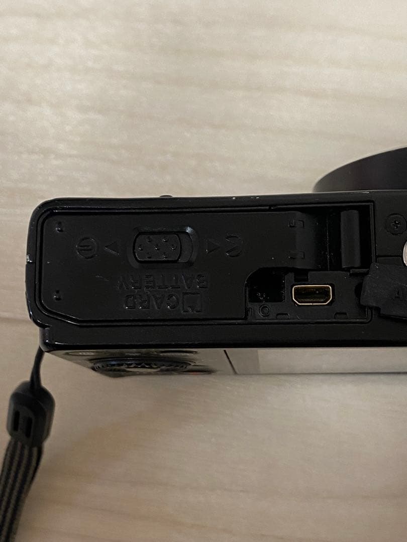 ニコン COOLPIX P300 コンパクトデジタルカメラ//