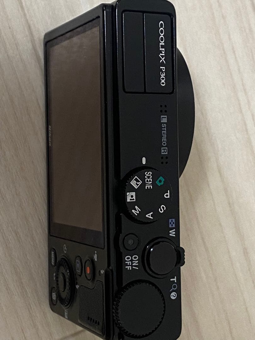 ニコン COOLPIX P300 コンパクトデジタルカメラ//