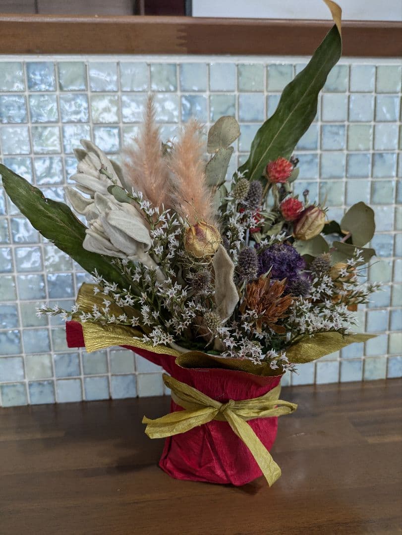 ドライフラワー★アレンジメント★グレビレア　ニゲラ　ストロベリーフィールド　癒し