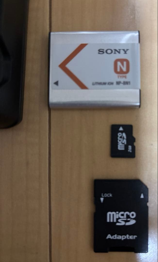 動作確認済　サイバーショットDSC-W530 デジカメ　2GBメモリ付