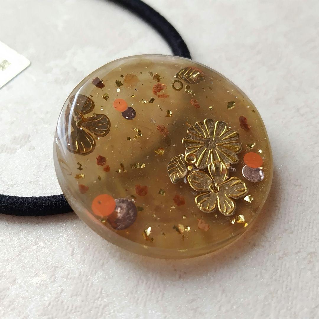 秋デザイン ゴールドフラワーラウンドレジンヘアゴム