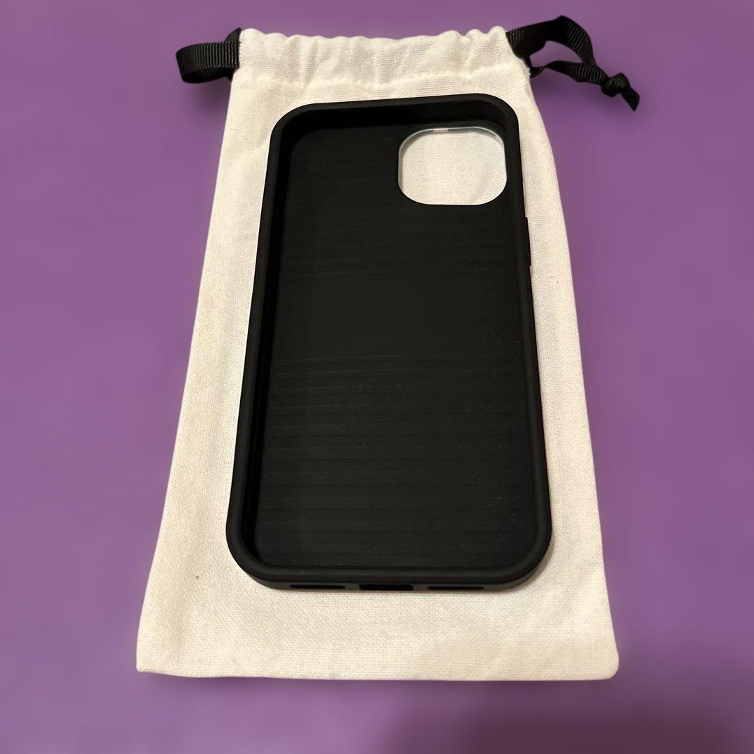 BURGA フラワーパターン iPhone13ケース