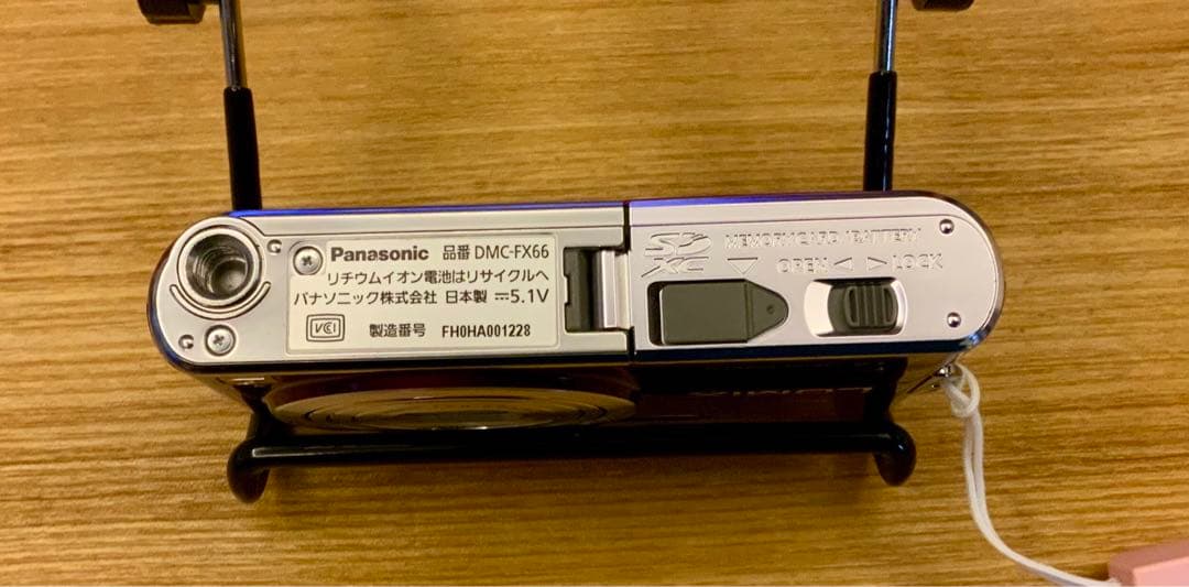 【美品】Panasonic Lumix DMC-FX66 14メガピクセル