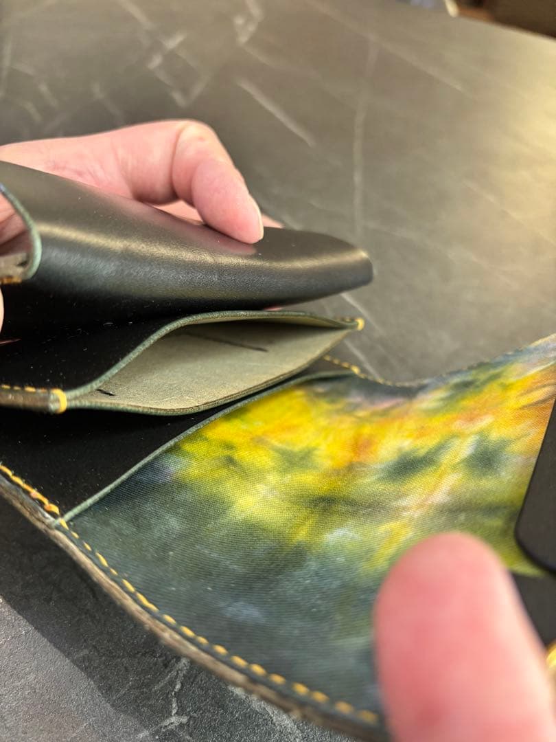 タイダイ　トラッカーウォレット　革財布　ハンドメイド　ミドルトラッカーウォレット