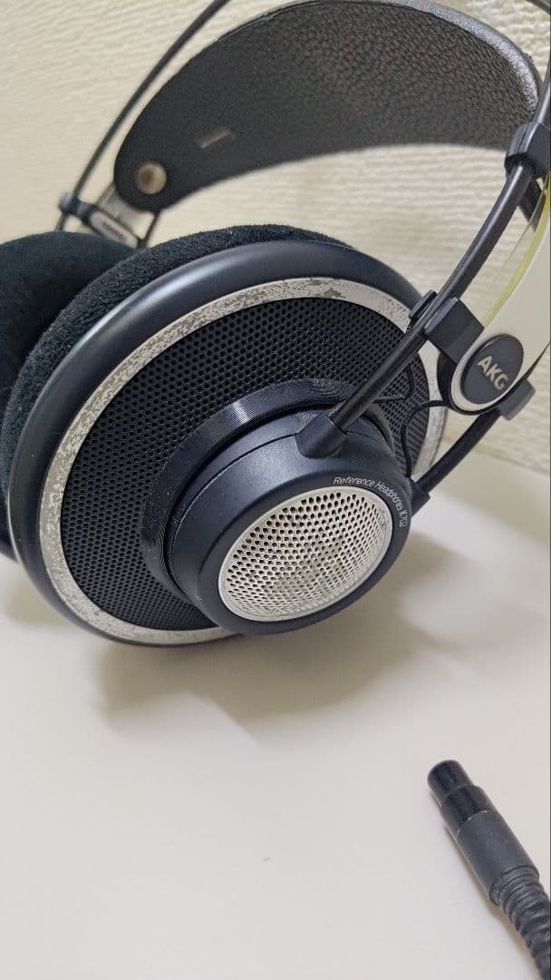 ヘッドホン AKG K702
