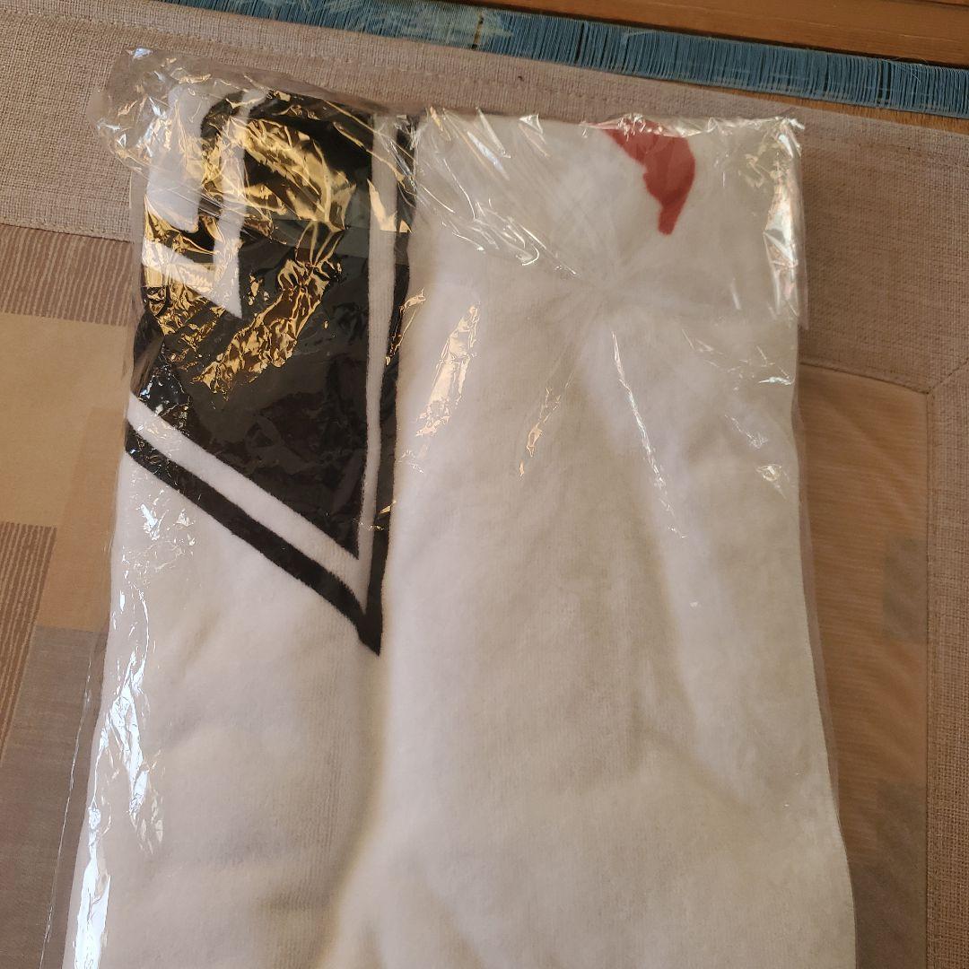 Toshi•*¨*•.¸♬︎