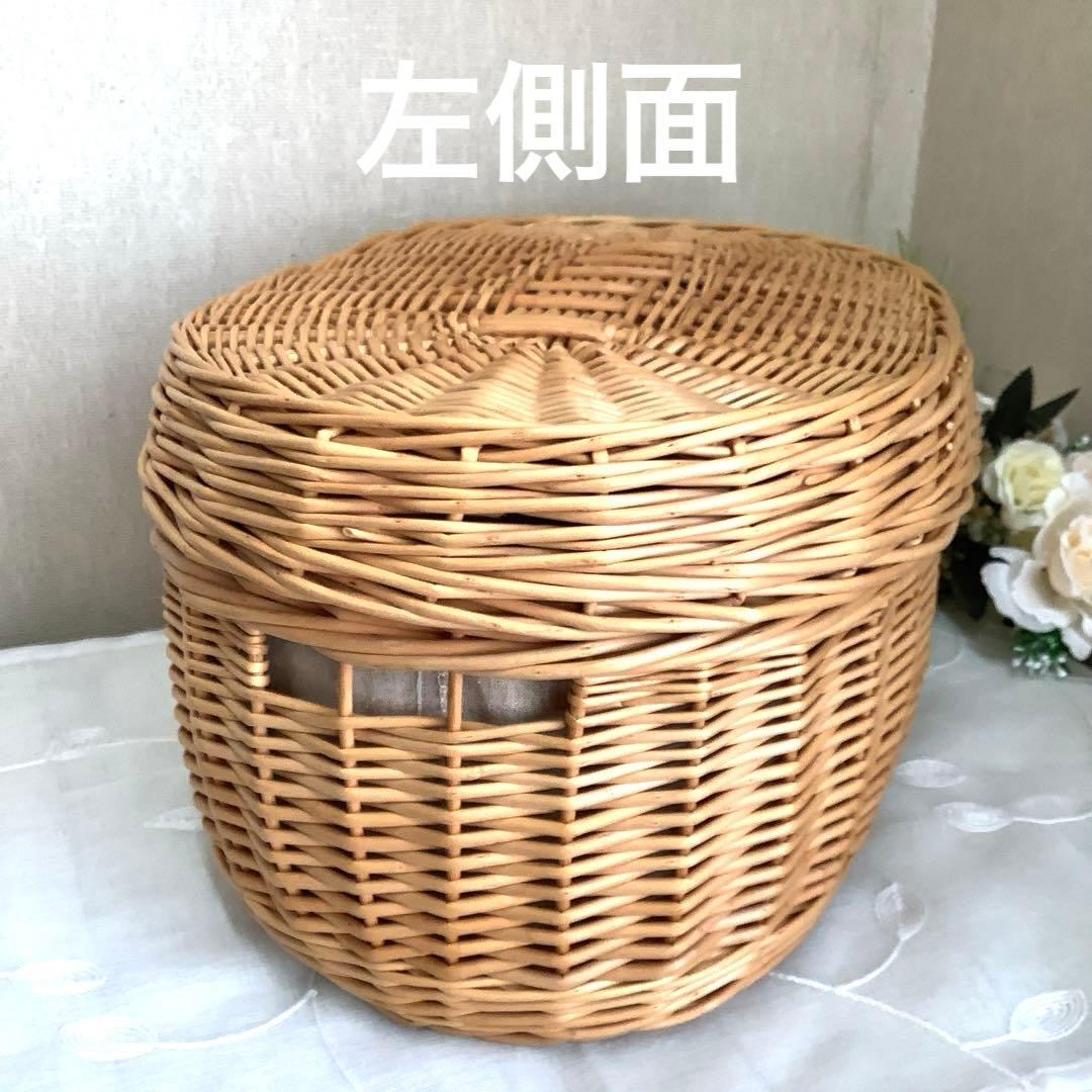 ラタン　オーバルバスケット　蓋付き・内布付き(40㎝x 28㎝xH21㎝)