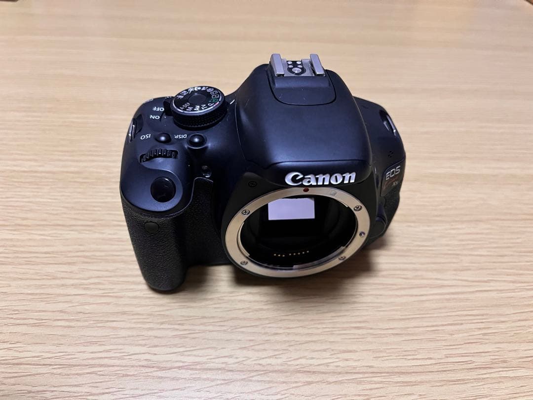 【かず】Canon EOS Kiss X 5 デジタル一眼レフカメラ