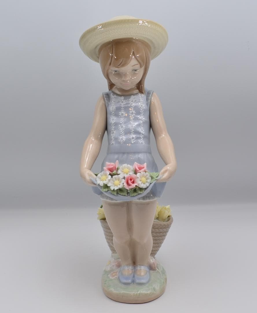 スカートいっぱいのお花　＃1284　★リヤドロ　スペイン　美品　ご成約済み