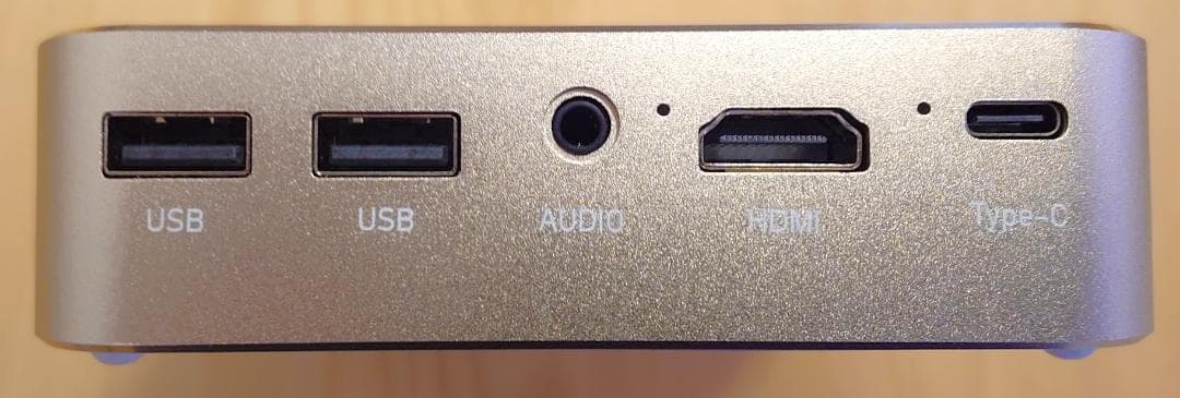 UENO-mono KABENI PRO プロジェクター