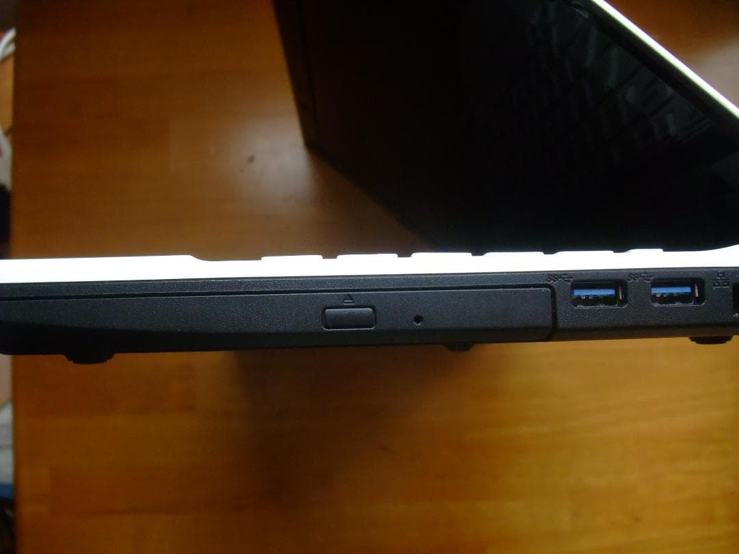 爆速SSD240G LM750F i7 8G BD WiFi Office即使用