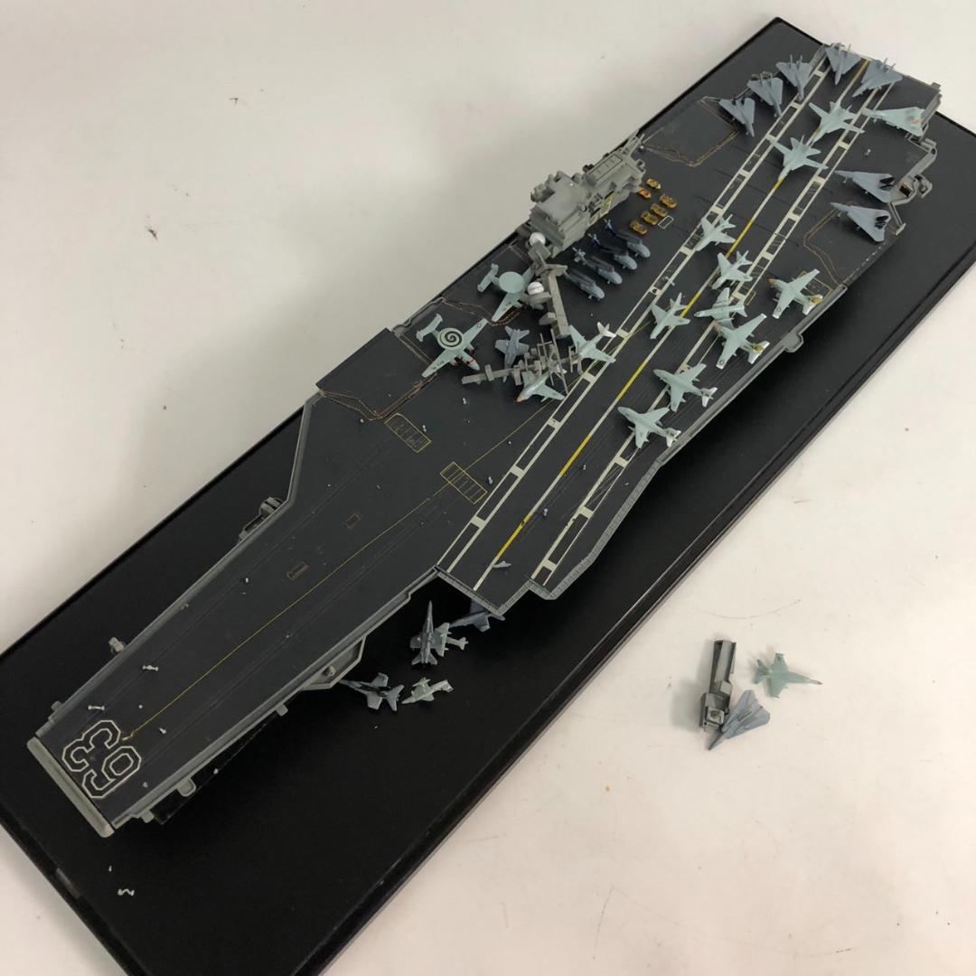 アメリカ海軍 航空母艦 CV-63 「CV-63 キティホーク」 1/700