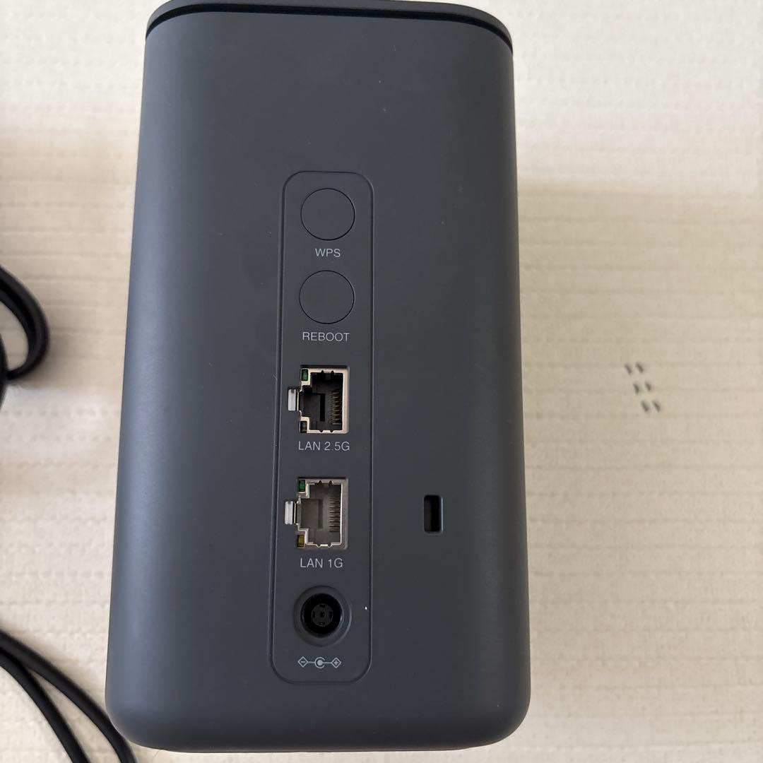 docomo 5G HR02 ドコモ　ホームルーター hr02