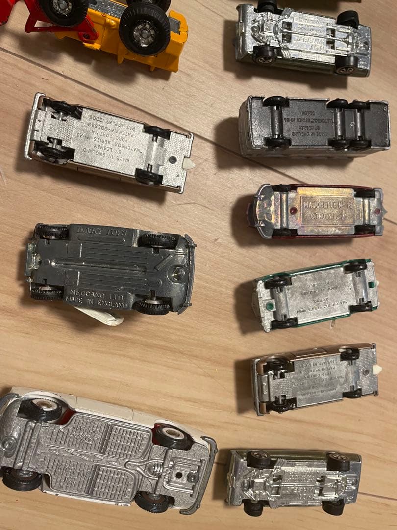 .*.様 MATCHBOX 等　ミニカーセット売り