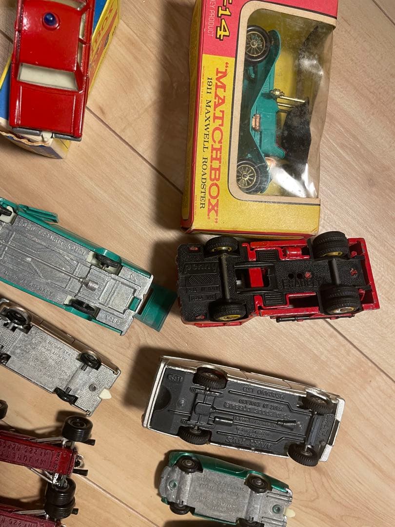 .*.様 MATCHBOX 等　ミニカーセット売り