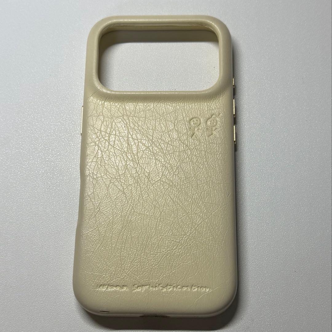 アーバンソフィスティケーション バターミルク iPhone17pro