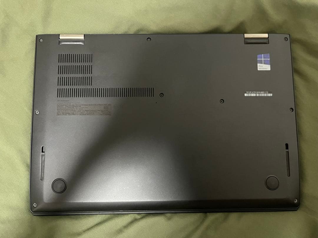 Lenovo ThinkPad X1 Carbon 4th (Office付属)