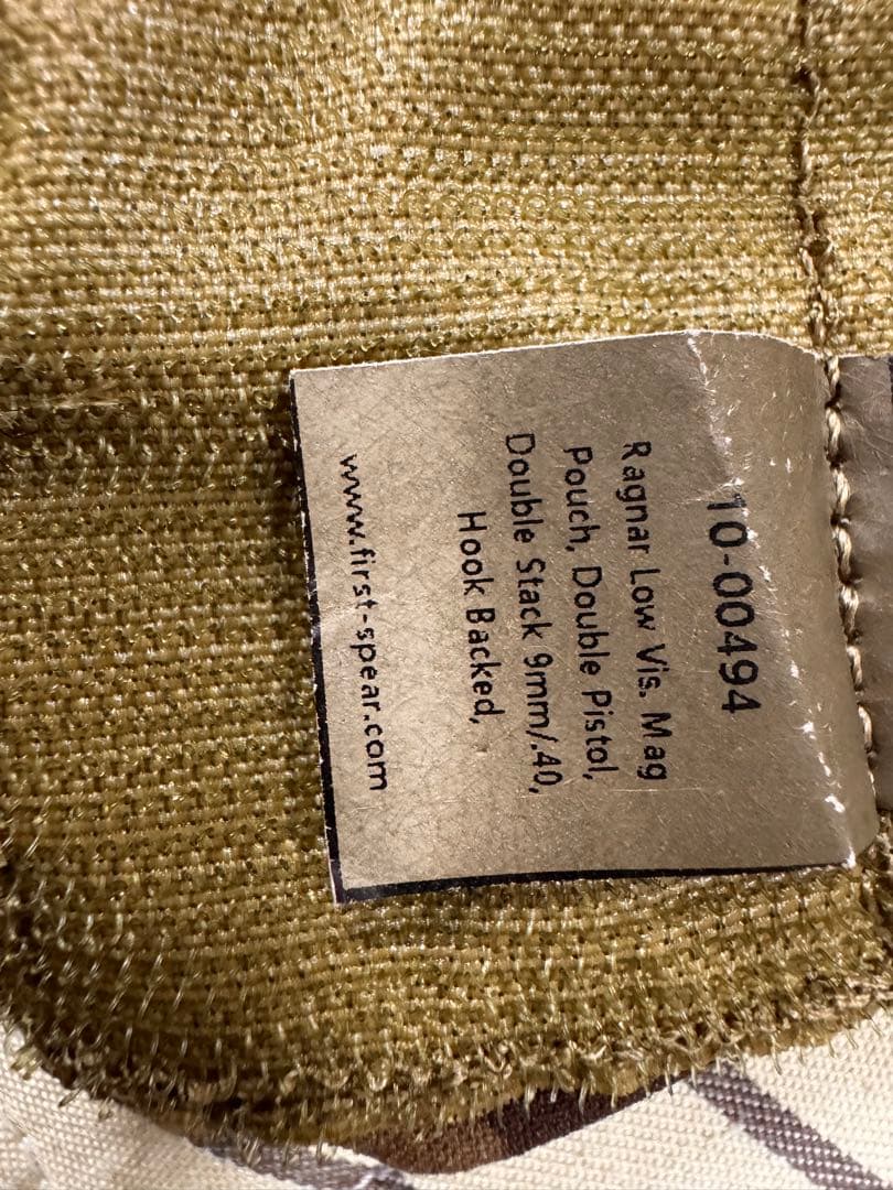 実物　 FIRST SPEAR ピストルマガジンポーチ