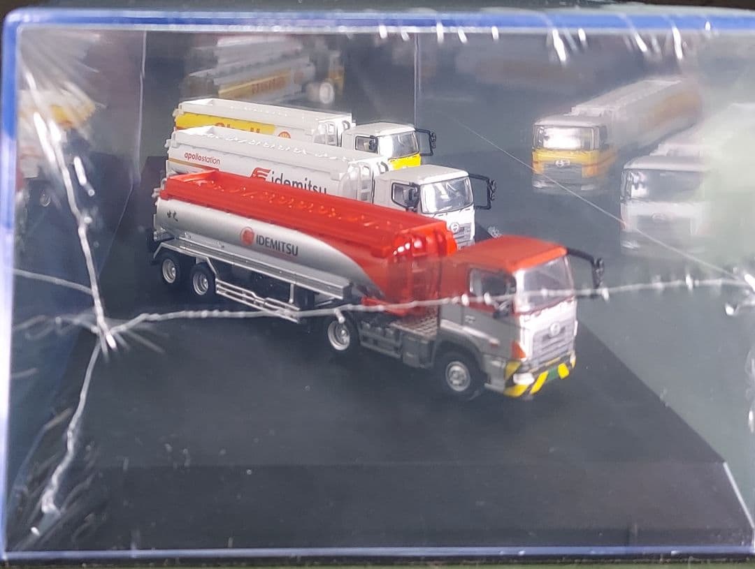 【非売品】出光興産 ミニカー 3台セット ケース付き