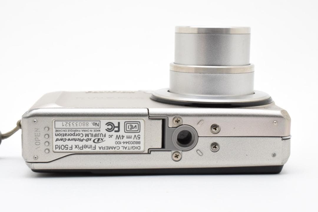 フジフィルム　Fujifilm FinePix F50fd #M17O1018