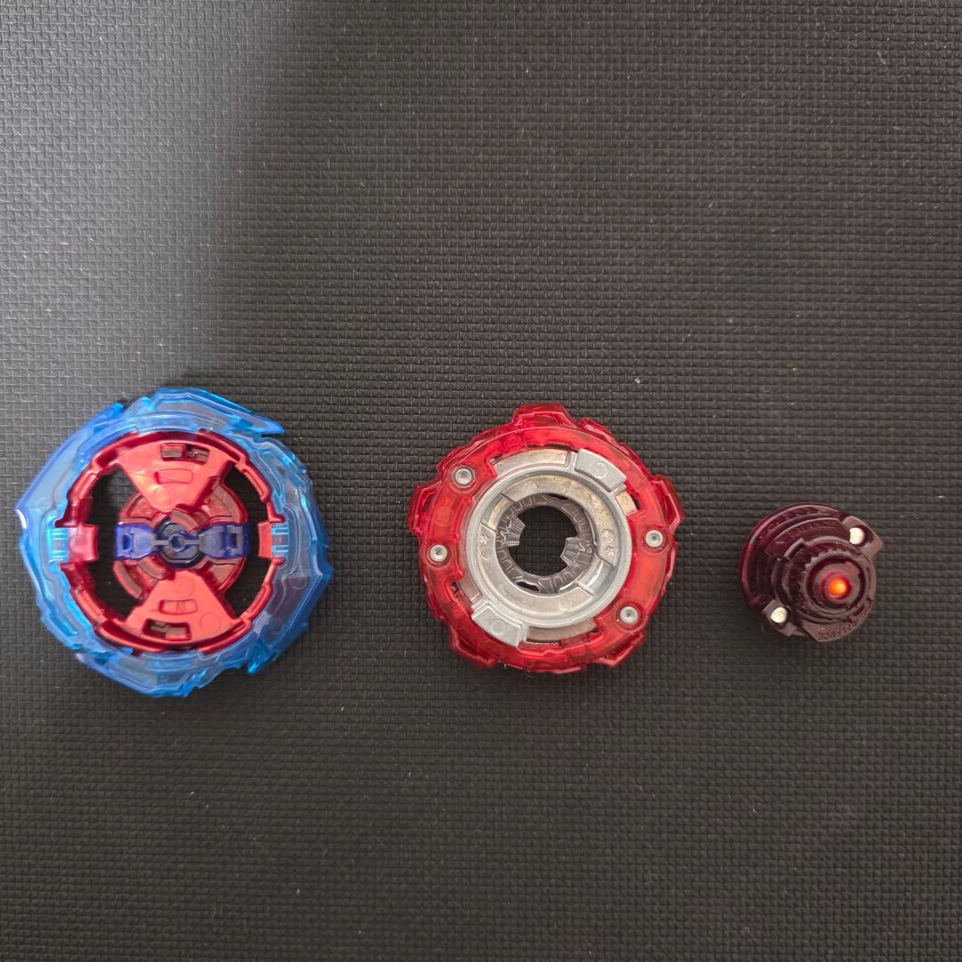 インフィニットアキレス.Dm’ 1B 未使用　ベイブレードバースト