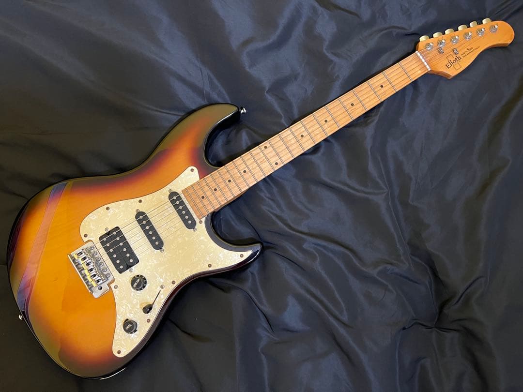 Elioth S305サンバースト ストラトキャスター　完動品　ケース付き