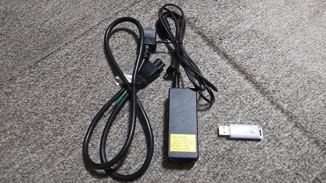 15.6型 Core i3 1005G1／4GBメモリー／256GB SSD搭載