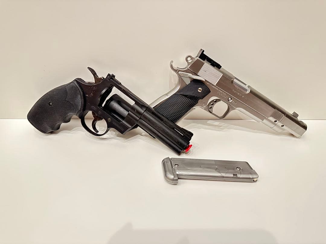 コルトパイソン（ガスガン） ＆ コルトガバメント （エアガン）