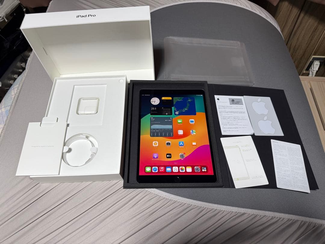 iPad Pro 10.5インチ 本体 wifi 64GB MQDT2J/A