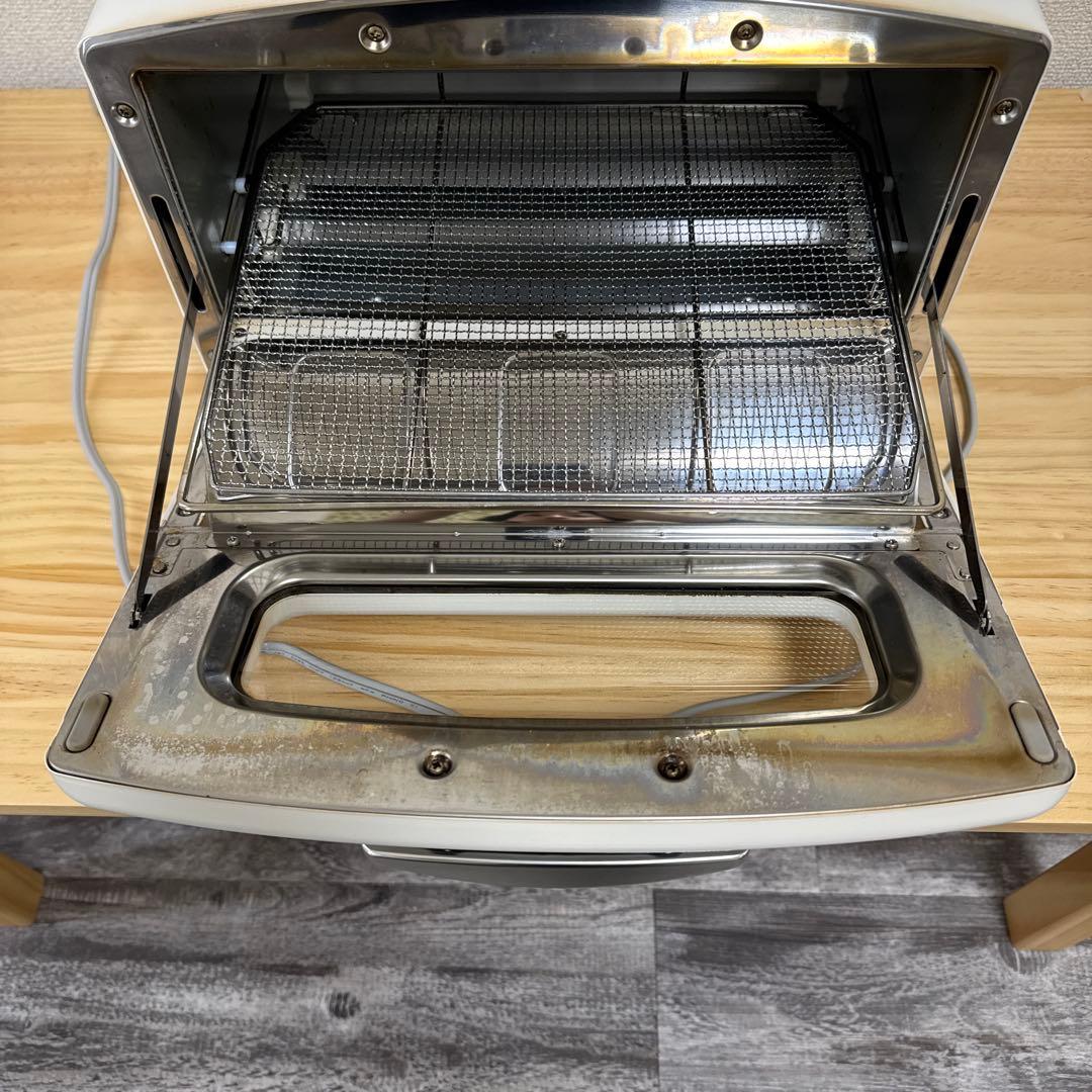 2025年製　アラジン　トースター　4枚焼き　AGT-G13B ホワイト