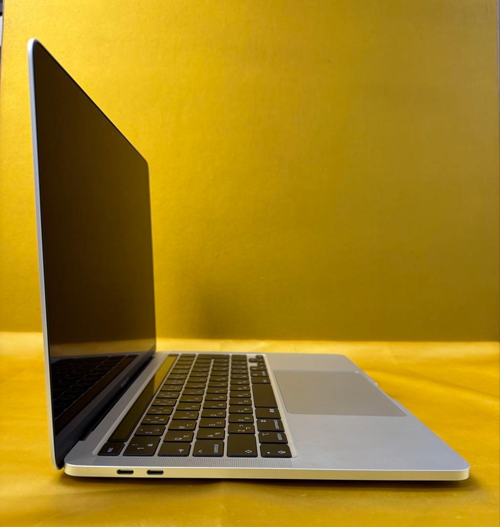 MacBook本体 MacBook Pro 13inch 2022 16GB/512GB/M2