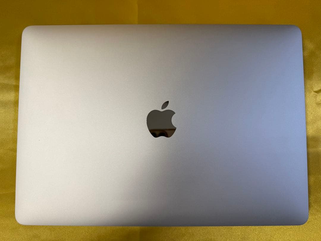 MacBook本体 MacBook Pro 13inch 2022 16GB/512GB/M2