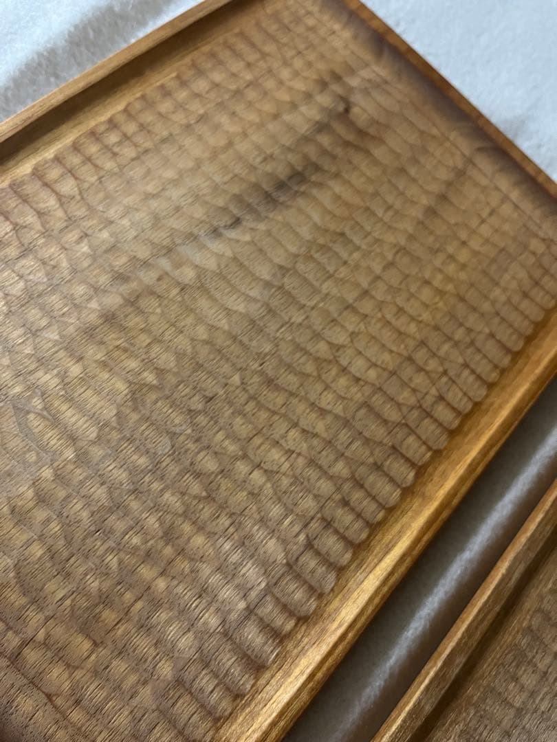 小沢賢一 トレー