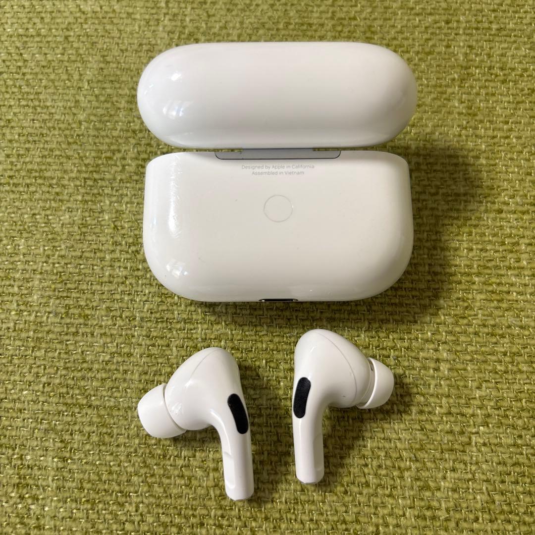 【美品】Apple純正品✳︎AirPods Pro 第二世代✳︎右耳不具合