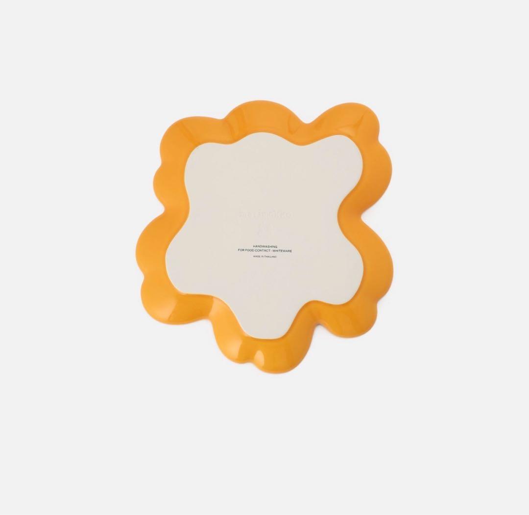 マリメッコ　ウニッコ　Unikko Shape プレート 20cm イエロー