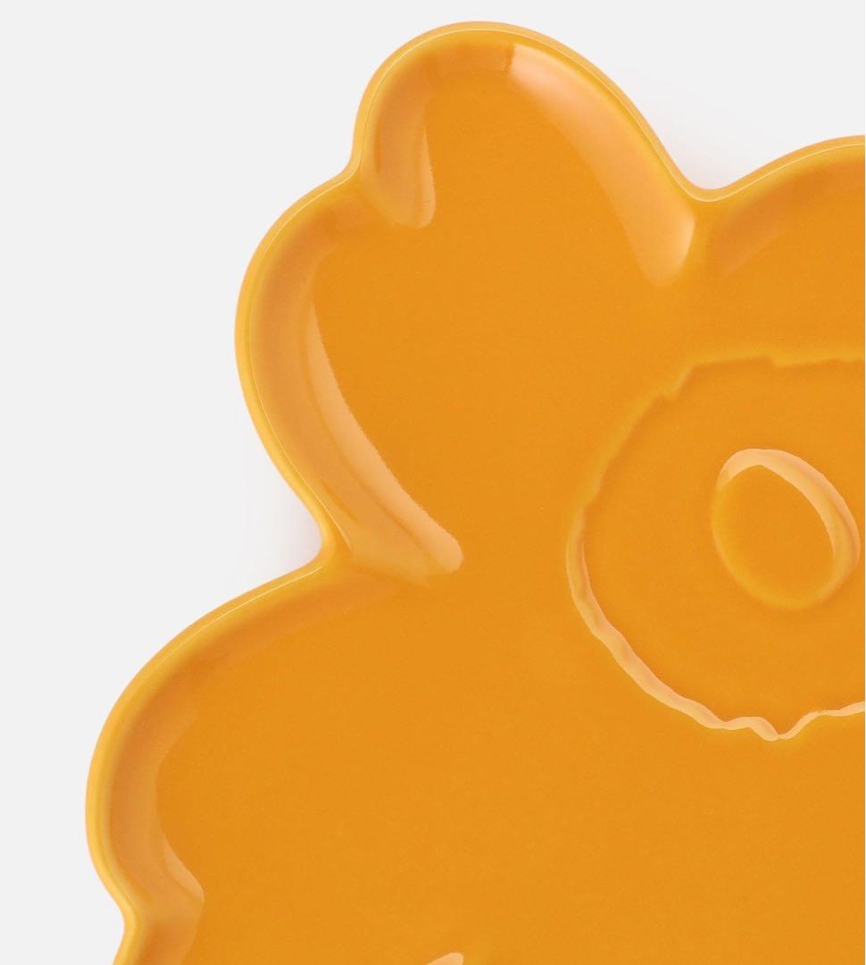 マリメッコ　ウニッコ　Unikko Shape プレート 20cm イエロー