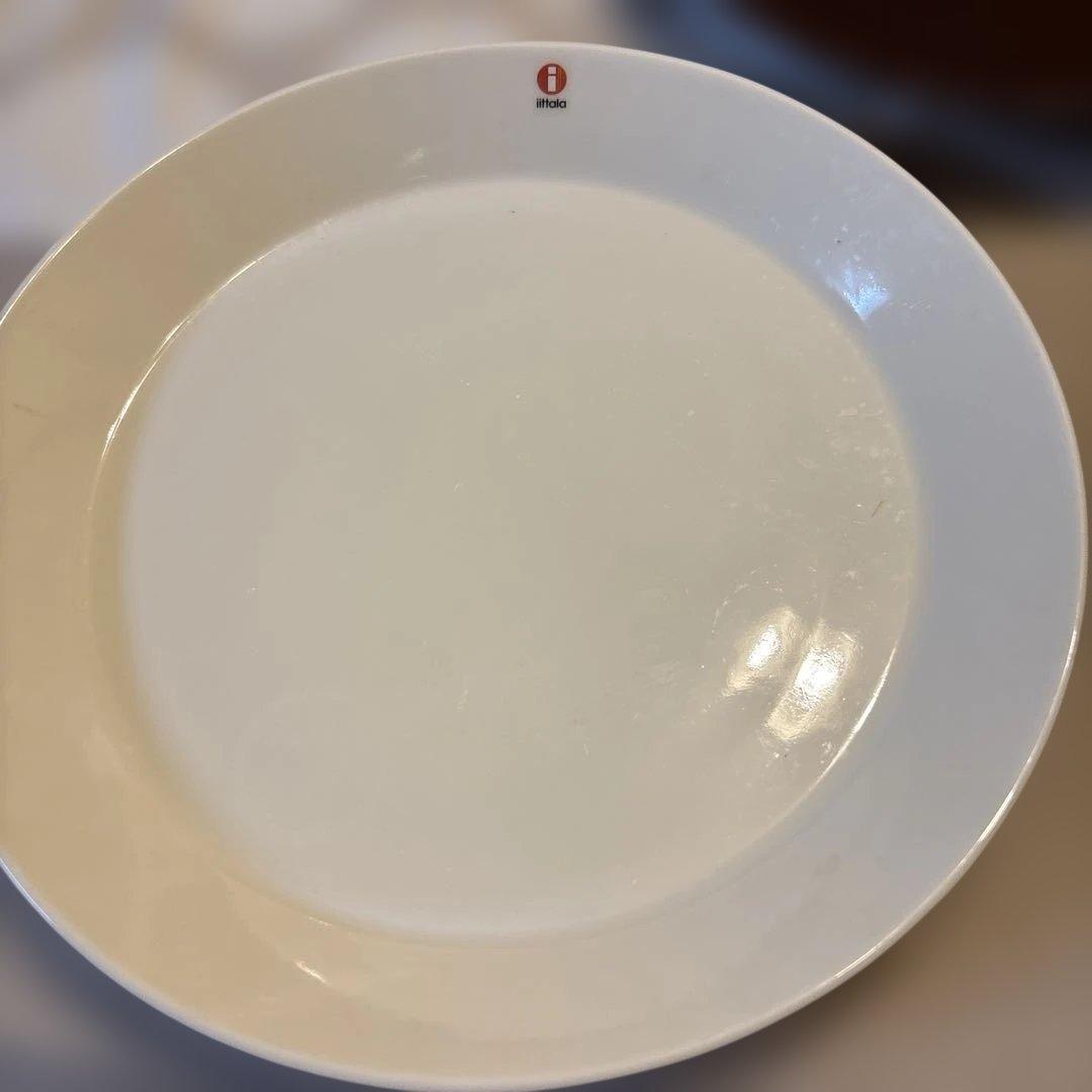 【美品】 ホワイトとブラウンの皿セット