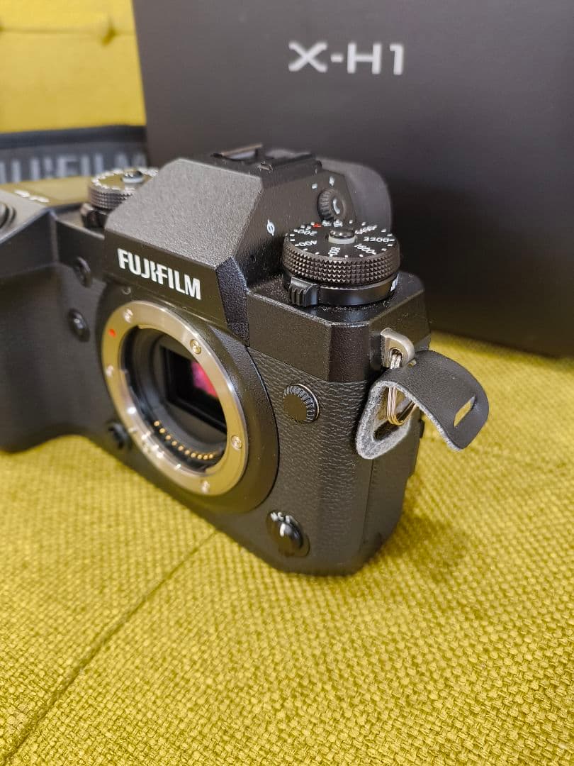 FUJIFILM X-H1 本体 + 付属品 21日まで限定価格