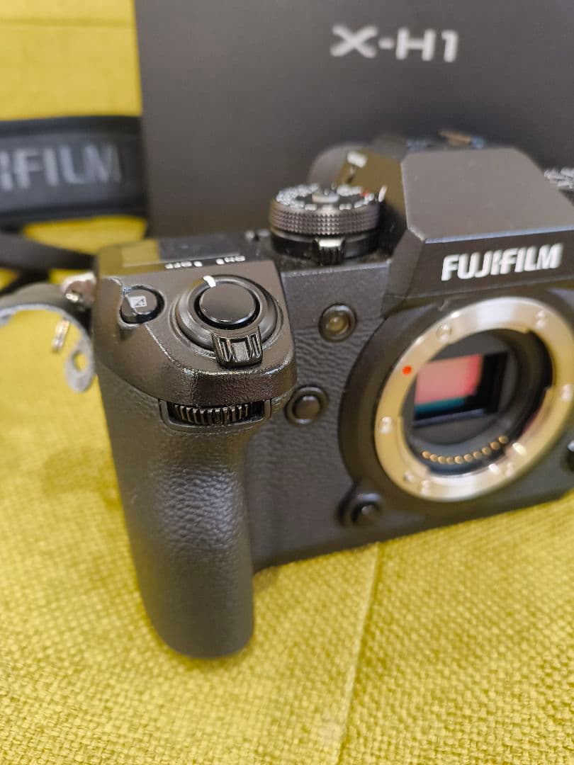 FUJIFILM X-H1 本体 + 付属品 21日まで限定価格