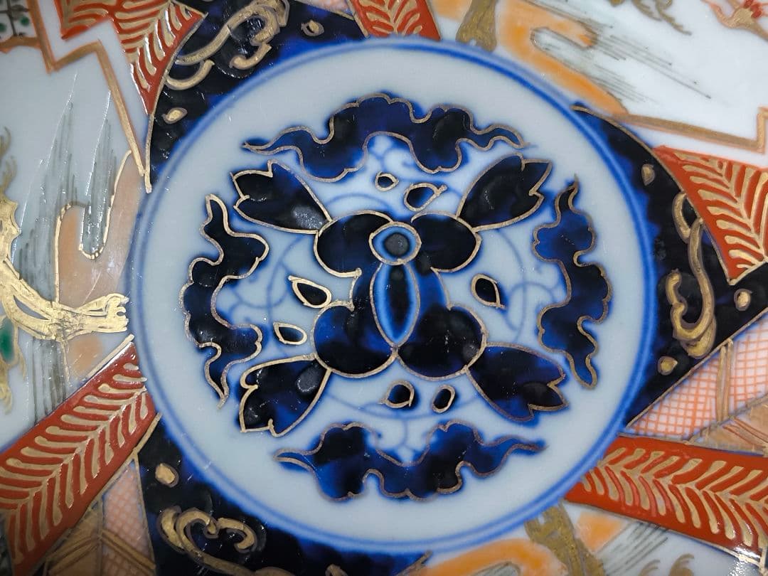 古伊万里　鶴松絵柄金彩6寸輪花皿　2枚　骨董