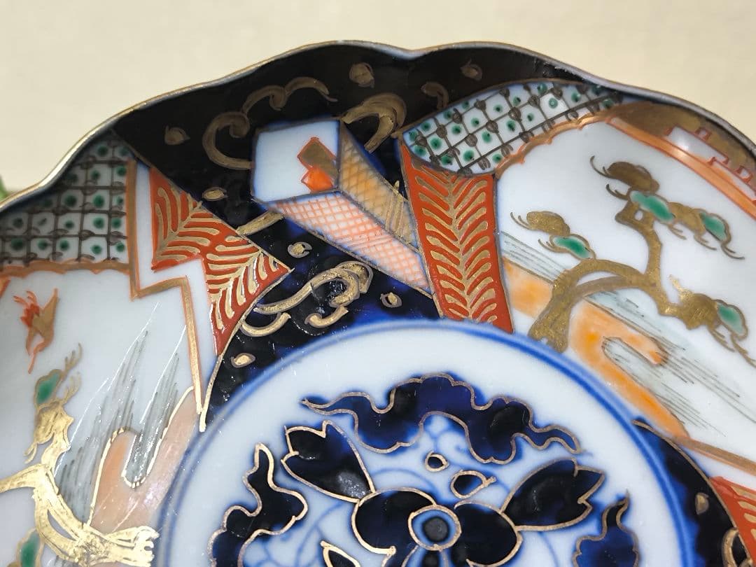 古伊万里　鶴松絵柄金彩6寸輪花皿　2枚　骨董