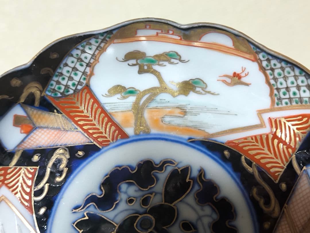 古伊万里　鶴松絵柄金彩6寸輪花皿　2枚　骨董