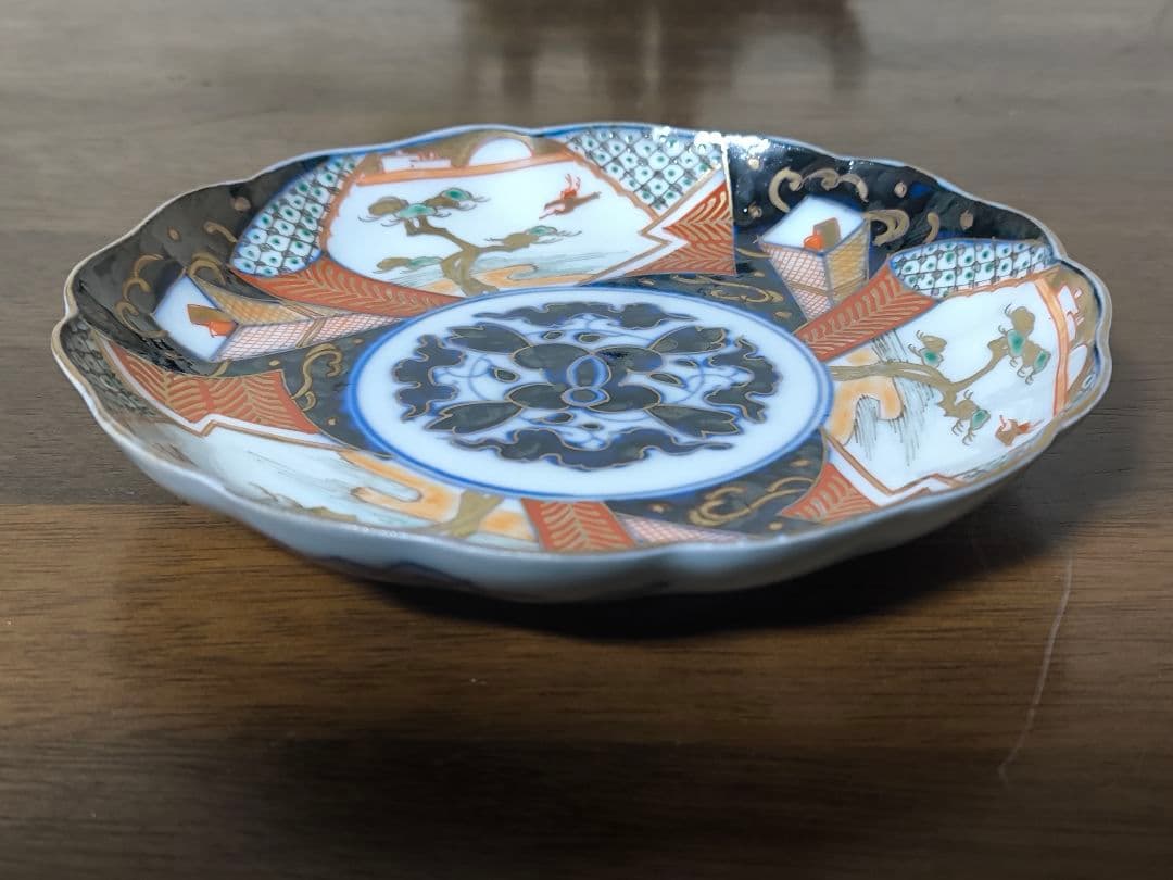 古伊万里　鶴松絵柄金彩6寸輪花皿　2枚　骨董