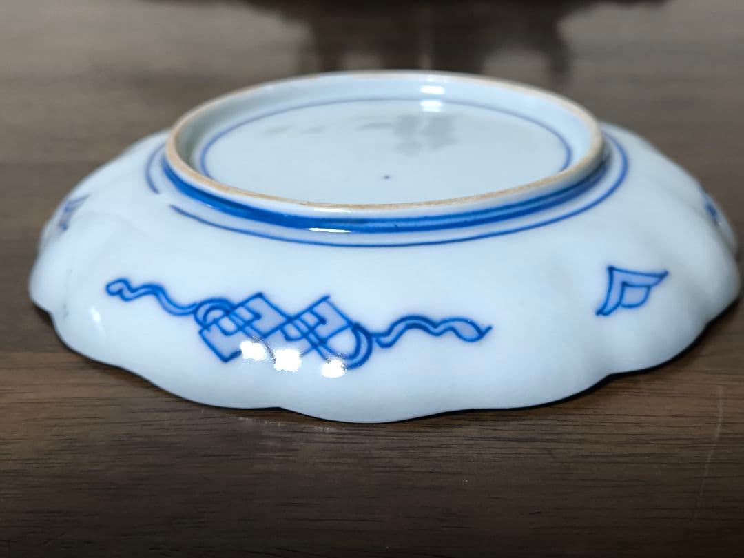 古伊万里　鶴松絵柄金彩6寸輪花皿　2枚　骨董