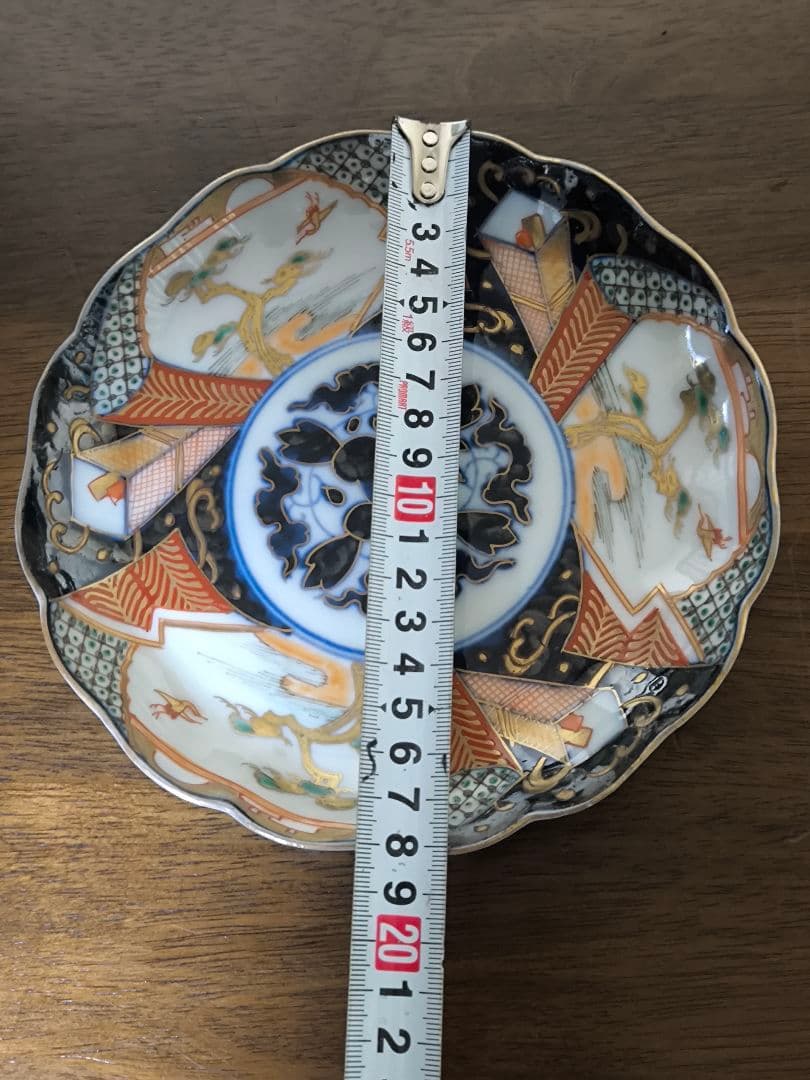 古伊万里　鶴松絵柄金彩6寸輪花皿　2枚　骨董