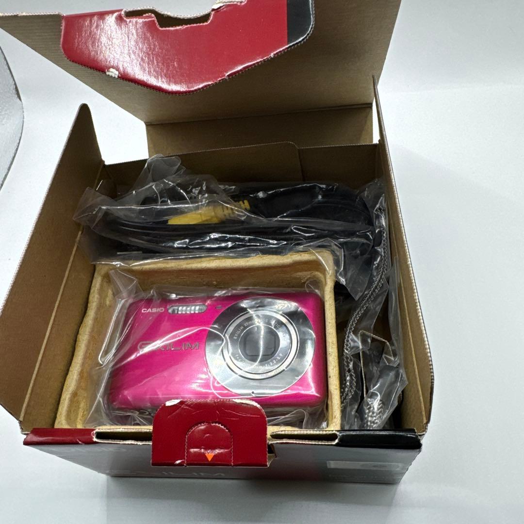 CASIO EX-Z800 EXILIM デジカメ 1410万画素 ピンク