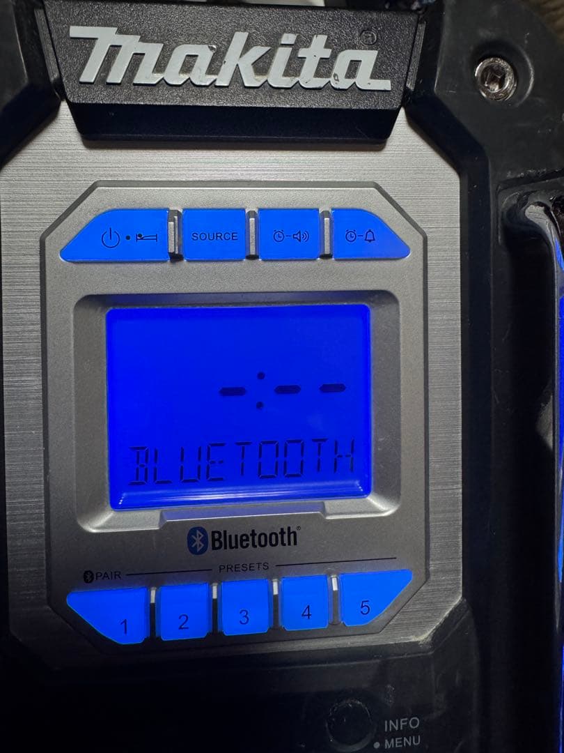 マキタ 充電式ラジオ BluetoothMR108 ブラック makita