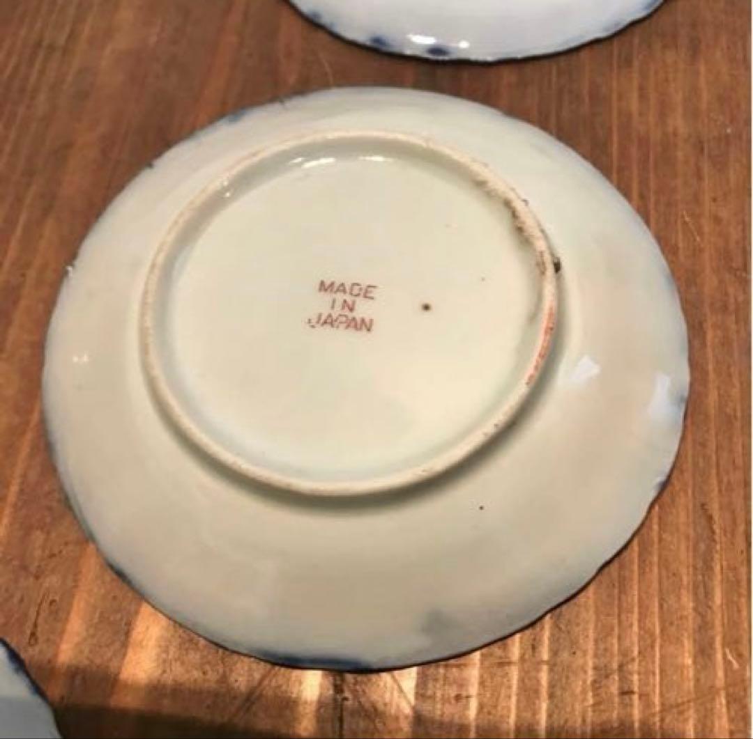 美品　陶芸　希少　年代物　青絵皿　菊花　銘々皿　丁寧に描かれた　華やかな皿　薄い